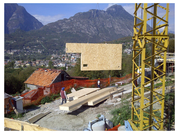 Casa prefabbricata in legno Ecodimora a Verbano Cusio Ossola : posa pareti