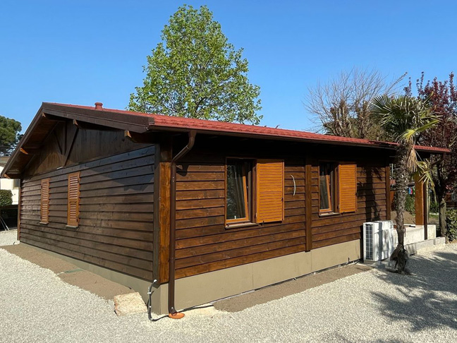 Edificio prefabbricato in legno Ecodimora a San Felice del Benaco Brescia