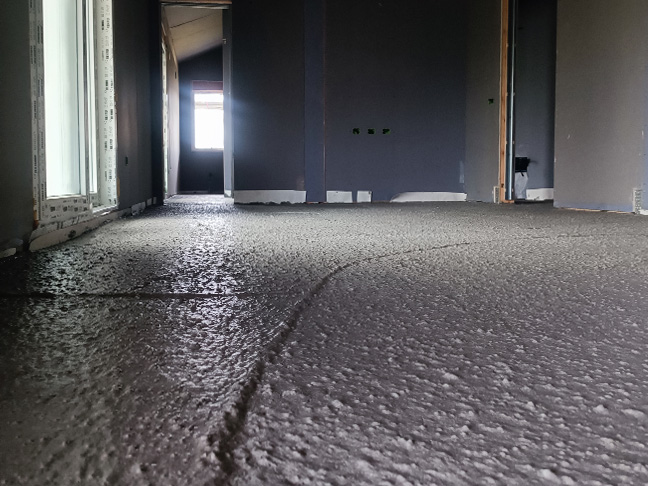 Casa prefabbricata Ecodimora a Casale Litta Varese sottofondo massetto