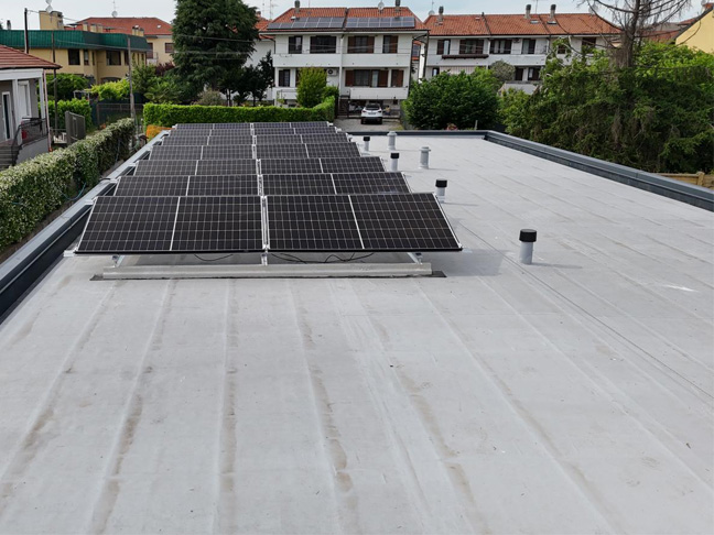 Casa prefabbricata Ecodimora a Cornaredo Milano fotovoltaico