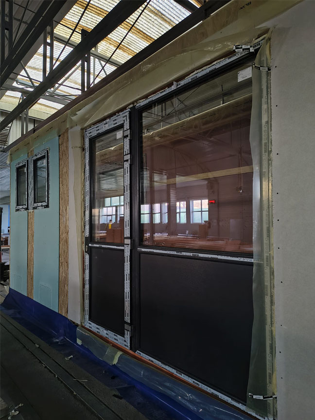 Edificio prefabbricato in legno Ecodimora a San Felice del Benaco Brescia produzione pareti