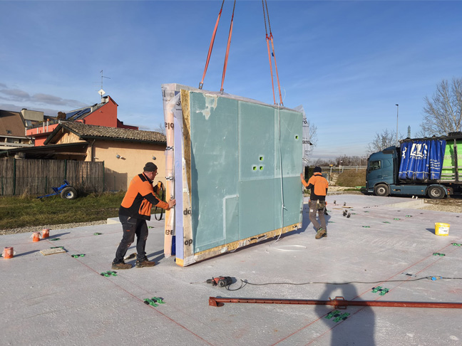 Casa prefabbricata Ecodimora a Parma posa pareti